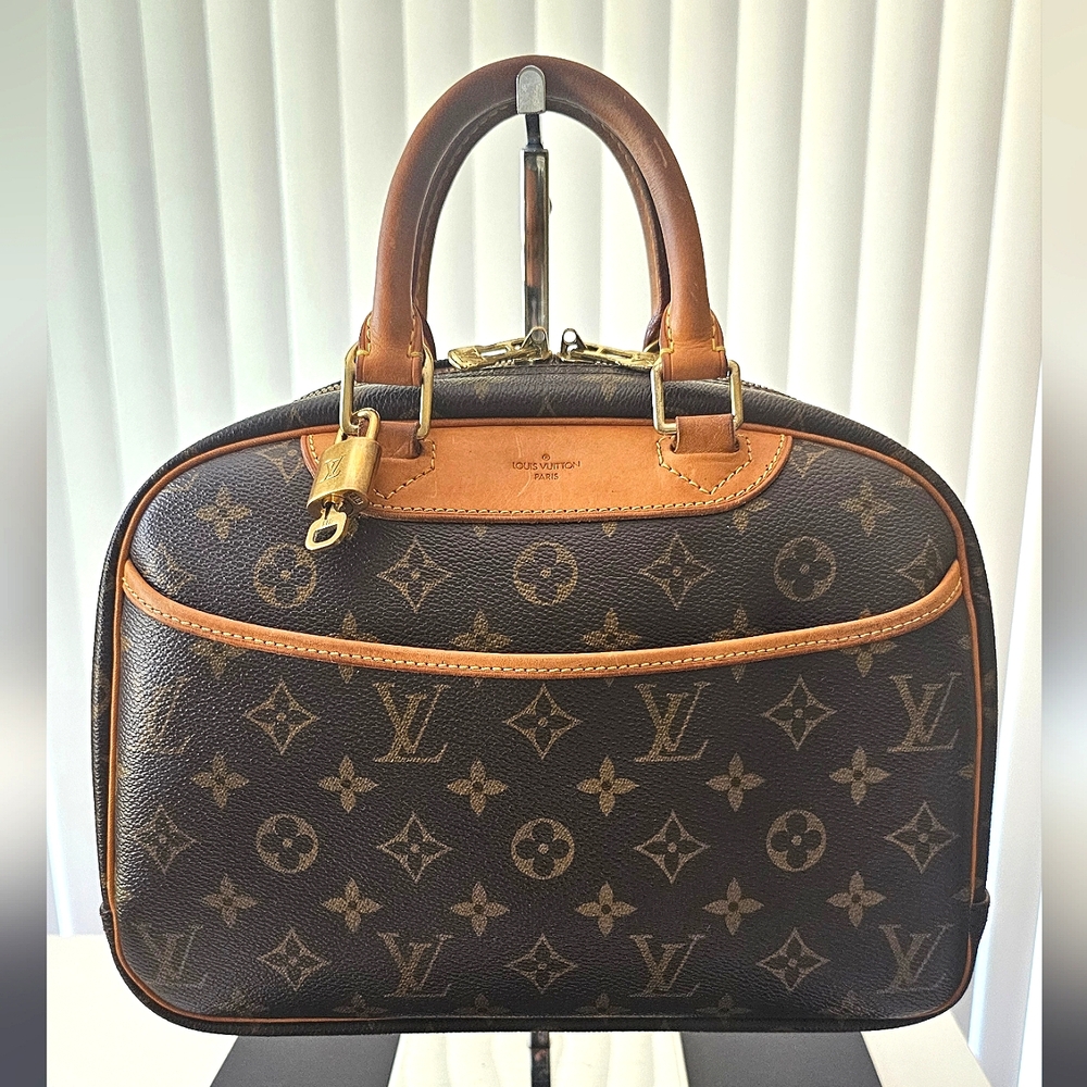 Authentic Louis Vuitton Monogram Trouville